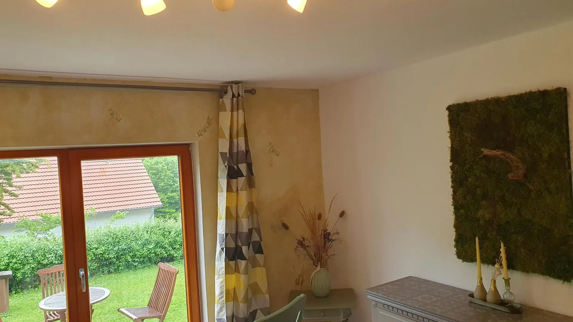 Apartment 2 Zimmer Fewo Mit Aussenpool Und Sauna Sulzfeld am Main Germany
